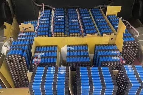 高价回收各种电瓶_动力电池回收价格_锂电池回收报价
